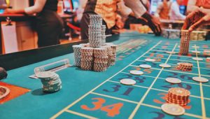 简述开设赌场罪-千博