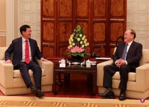 王乙康访澳门 会见澳门特首贺一诚-千博