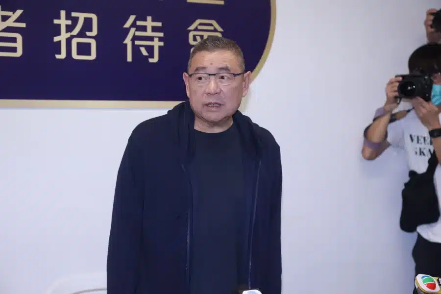 香港富豪刘銮雄近况曝光　大刘开记招爆吕丽君欠债和投资恒大损失内幕-千博