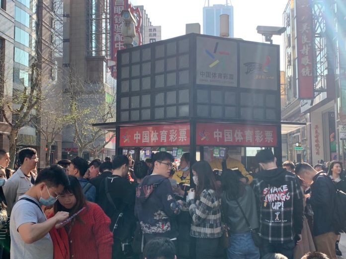 江西彩民买近5万注同号码彩票全中独揽2.2亿创奇迹掀热话-千博