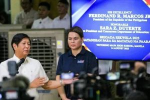 小马和莎拉满意度皆回升，莎拉满意率居四大高官之首，罗麻地斯最低-千博