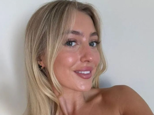 19岁苏格兰女孩辞掉工作来到迪拜，在一档真人秀里卖起了房子-千博