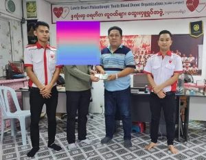 马来西亚一缅籍劳工买彩票中了1.5亿-千博