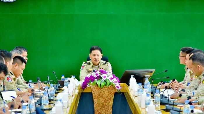 图片[2]-金边警长：严查外国人-千博