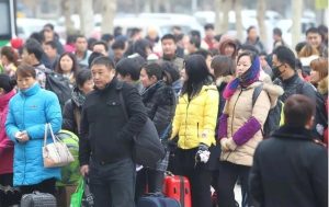 揭秘工地“临时夫妻”：平时恩爱有加，年底各自回家！-千博