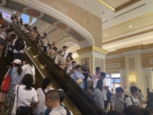 议员冀完善博企人资比例 李伟农指本地人属意职种会让外僱退场-千博