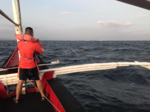 八打雁海域发现一具漂浮的男性尸体-千博