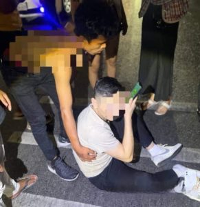 西港一名中国人过马路时被撞！-千博