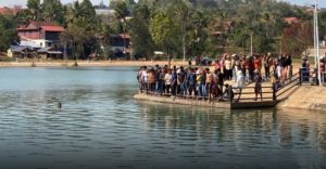 柬少数民族小伙为给小孩捡球,不慎溺水身亡!-千博