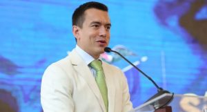 厄瓜多尔总统诺博亚放弃赌场公投-千博