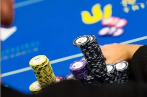 德州扑克最全的玩法解释-千博