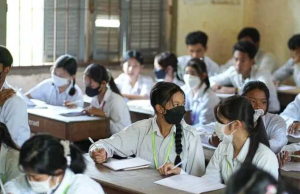 严禁让学生“众筹”支付水电、垃圾费-千博