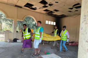 缅北腊戌5保大水塘一处废弃建筑物内有一名身份不明男子死亡-千博