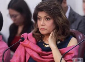 艾米抨联国报告员“爱管闲事”-千博