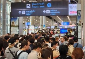 春节还没到,泰国已经被挤爆-千博