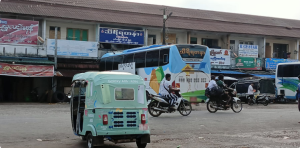 缅甸一家餐馆“挂羊头卖狗肉”,明面是餐馆,实际从事卖淫,7名女子被逮-千博