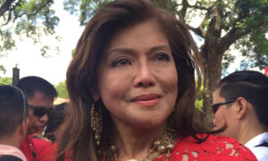 你查我的钱,我查你的账,众议员与艾美针锋相对-千博