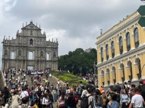 德意志银行:2023年第4季澳门中场市场GGR升至新冠疫情前水平-千博