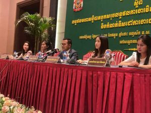 去年柬埔寨处罚9名法官-千博