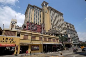 投资Tesla获利兼十六浦扭亏为盈 实德环球去年转赚1.69亿-千博