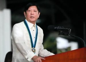 如何改善与中国关系？ 众议员促小马辞职-千博