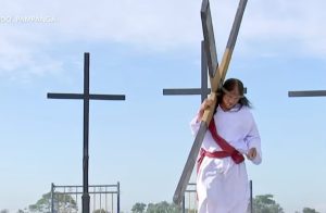 菲律宾男子第35次被钉十字架-千博