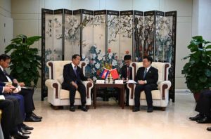 海南省委书记：洪森亲王是中国最好的朋友-千博