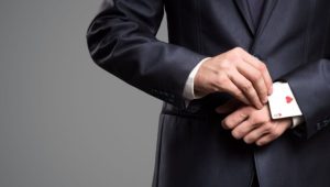 加拿大最大赌场的赌桌荷官被发现帮助赌徒作弊-千博