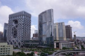 新濠国际去年除税后亏损34.9亿不派息 赌收佔集团总收益逾8成-千博