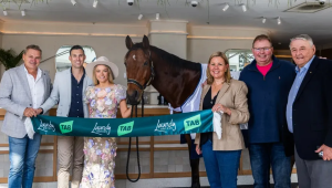 Tabcorp 和 Entain 之间的酒吧争斗仍在继续-千博